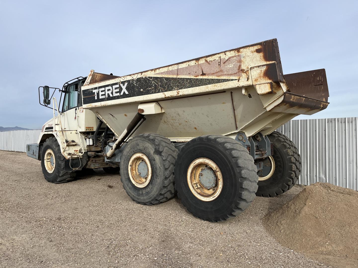 DOMPE ARTICULADO TEREX TA30